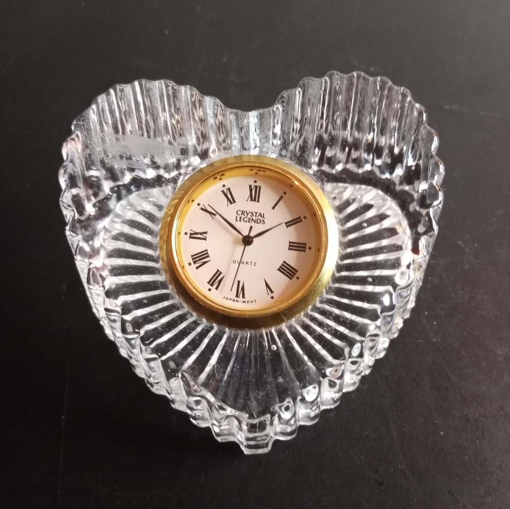 STUNNING Godinger Crystal Legends 3" Heart Shaped Quartz Paperweight.